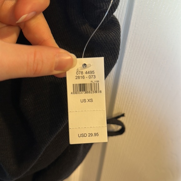 Aerie NWT black tank top with cinched sides, inner bra, women’s XS - Picture 5 of 7